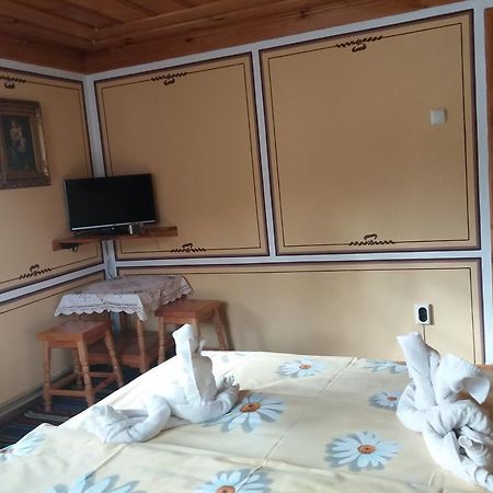 Guest House Bashtina Striaha 코프리브시티차 외부 사진