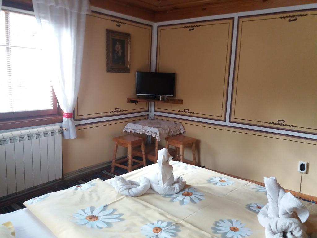 Guest House Bashtina Striaha 코프리브시티차 외부 사진